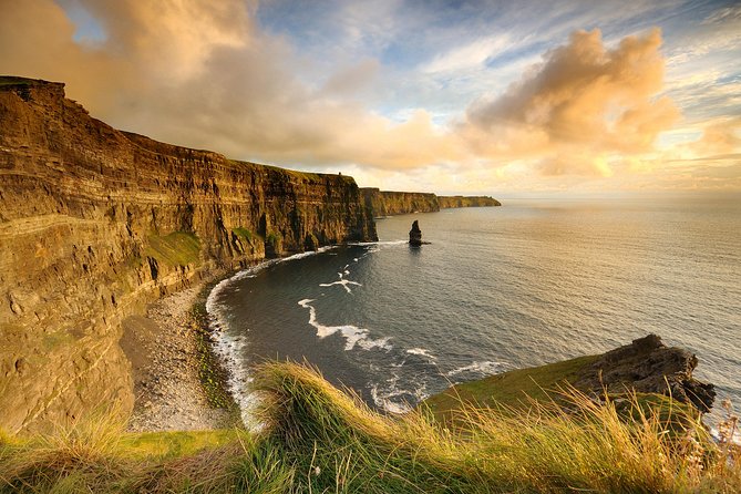 12:00 Cliffs of Moher Tour - Hitting the road from Galway the easy way