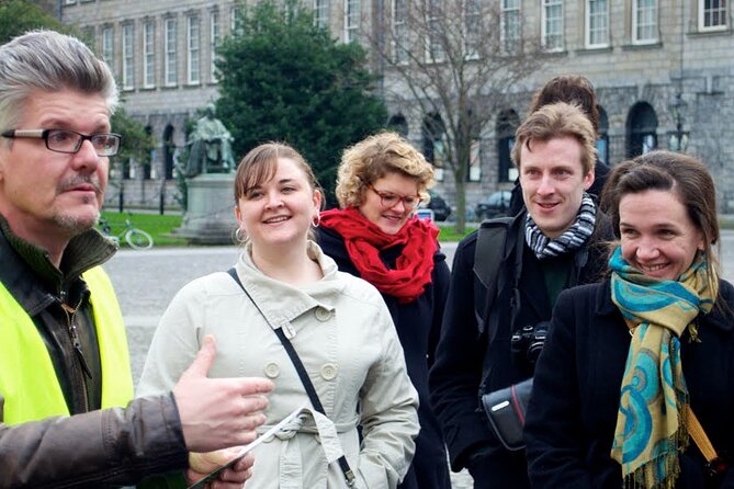 2-Hour Historical Walking Tour from Dublin - Finding the Tour Start at Henry Grattan Monument by Trinity
