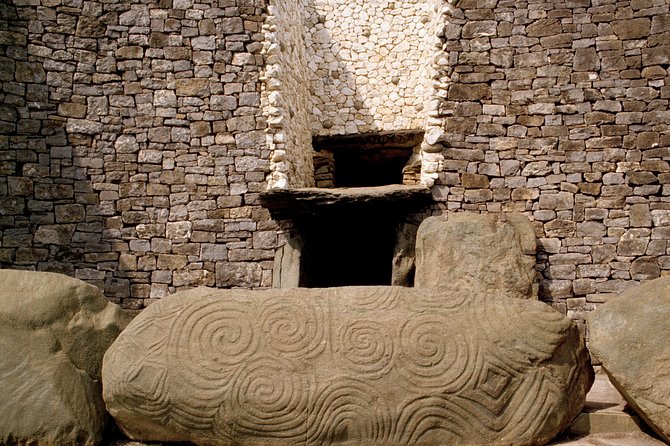 6 hour Half-Day Award Winning Private Tour of the Boyne Valley - Monasterboice and Mellifont Abbey: short stops with serious atmosphere
