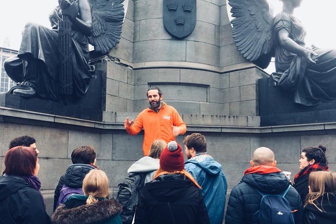 90 Minute Dublin Walking tour and Sightseeing tips - A 90-minute Dublin orientation that hits the landmarks you will actually use