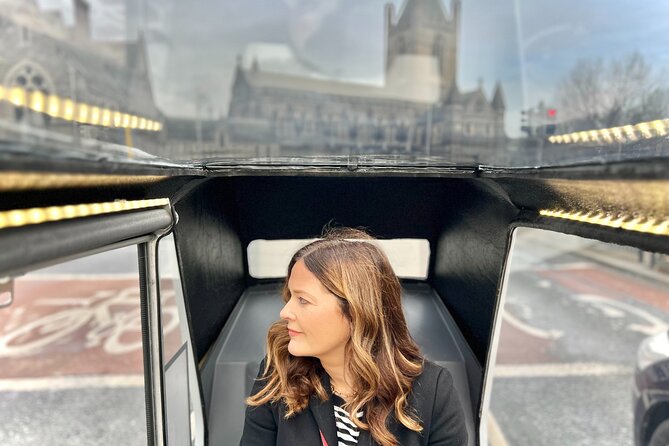 A Unique and Fun 1 Hour city tour of Dublin - Entering Dublin by Electric Pedicab, Not Just on Foot