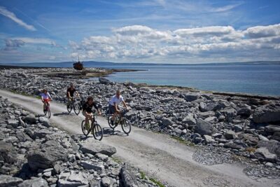 Aran Islands Bike Tour with Tea & Scones – Day Trip to Inisheer from Doolin