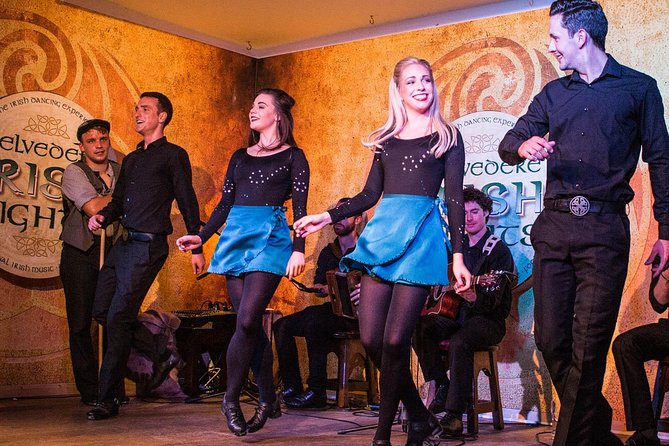 Belvedere Irish Night Show, Dance and Traditional 3-Course Dinner - The evening schedule: arrive early because dinner runs first