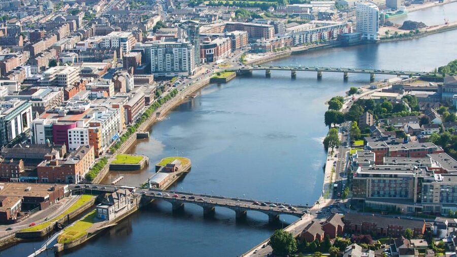 Best of Limerick: Private Walking Tour with a Local - King John’s Castle as the smart start point