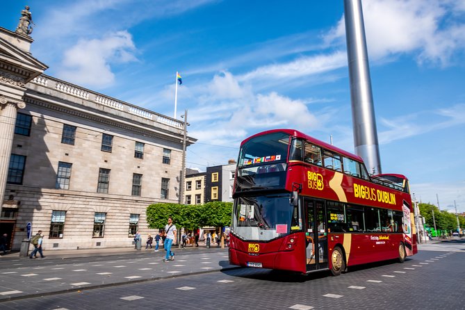 Big Bus Dublin Hop-on, Hop-off Sightseeing Tour with Live Guide - Live English Commentary vs Digital Audio, and How to Get the Most From It
