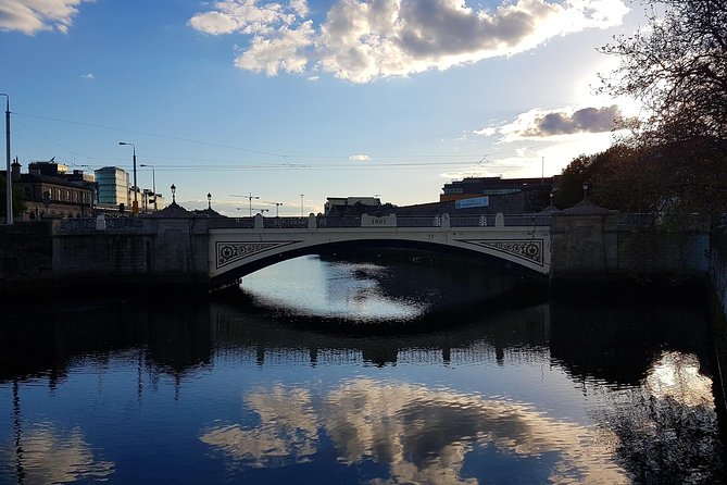Bike Tour Along The Historic Waterways Of Dublin - Bull Island: the sea wall cafe break and the Captain Bligh connection