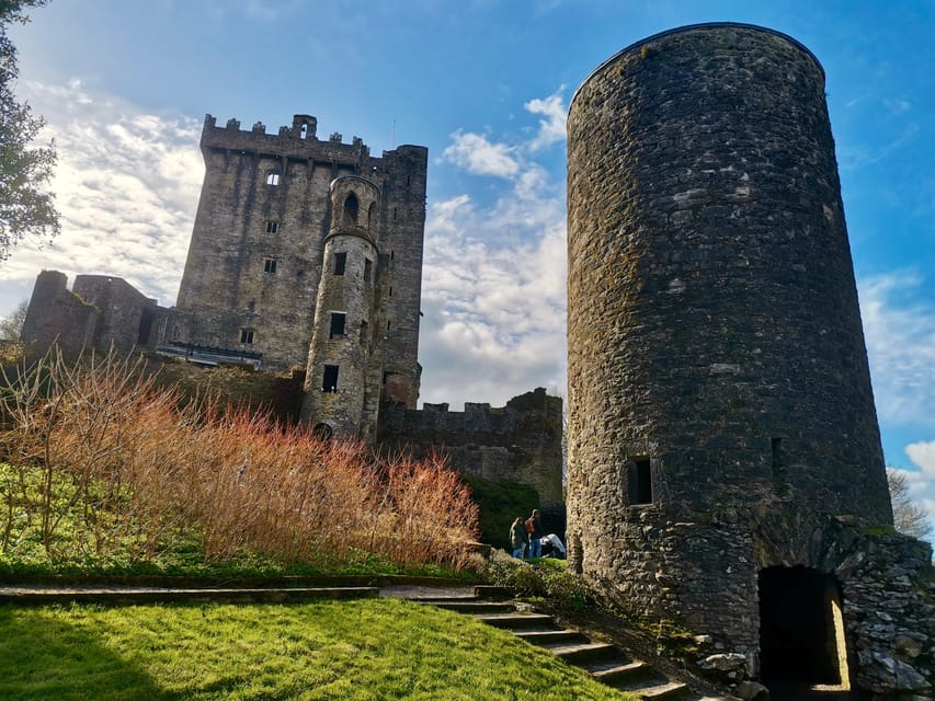 Blarney Castle: Private Guided Day Tour from Dublin - Price and value for a group up to 6