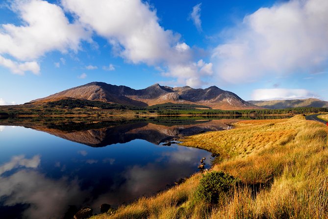 Castles of Connemara tour departing Galway city. Guided. Full day - 9 Hours on the Road: Timing, Seats, and What to Bring