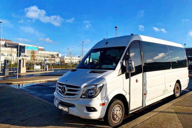 Chauffeur Private Cliffs of Moher Day tour from Dublin - Kinvara and Dunguaire Castle: a quick culture stop that sets the scene