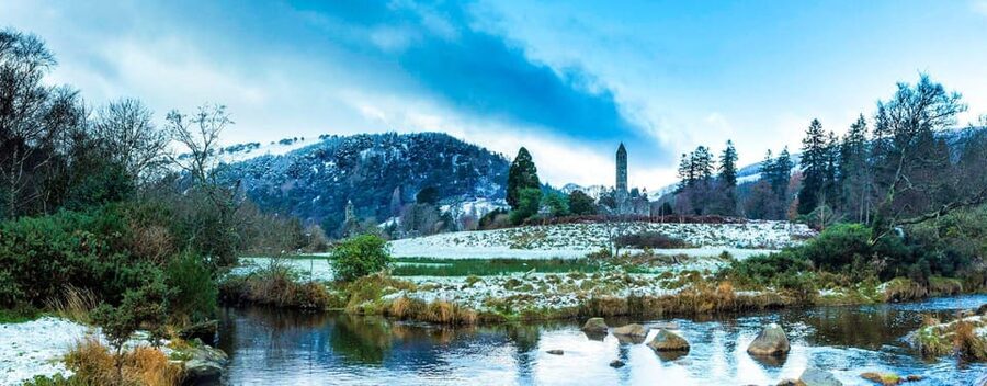 (Christmas Morning) Glendalough Half Day Tour from Dublin - The 4-hour clock, and how you fit it into Christmas day