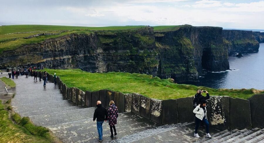 Cliffs of Moher and Galway Tour in Italian or Spanish - Burren crossing: the quick 20-minute stop that pays off later