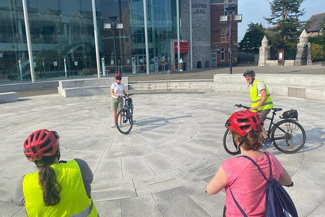 Cork City Cycle Tour - Standard & Electric Bike Options - Fitzgerald’s Park and the green break in the middle of the city