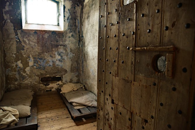 Cork City Gaol Admission Ticket with GUIDEBOOK - Tickets and timing, including the included guided tours every 30 minutes