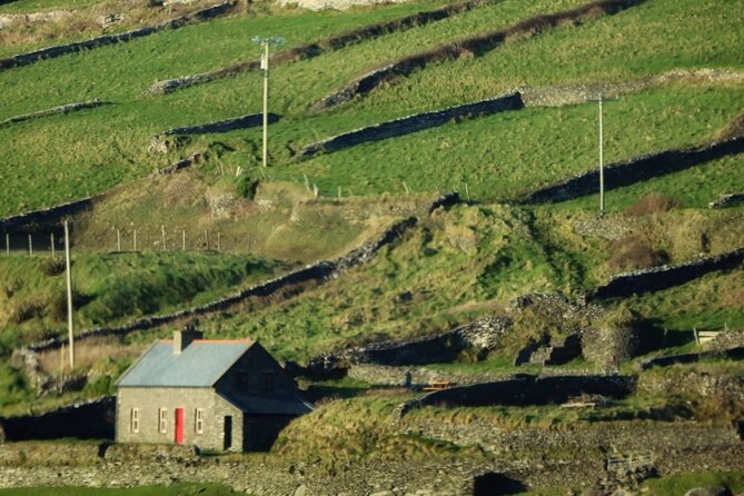 Dingle: Hour Slea Head Drive Tour 4hr - Personal Chauffeur Guide - Pickup from Waterside Dingle: how to make the logistics painless