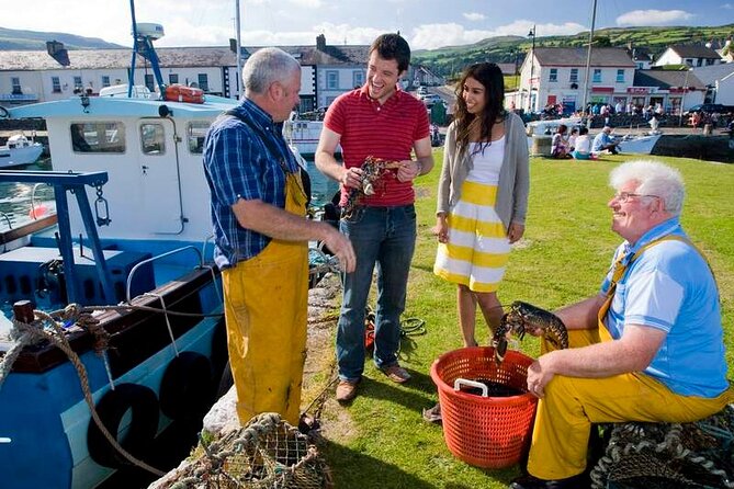 DONEGAL DAY TOUR: Coast and Castles - Pickup in Letterkenny and Derry City, Plus the Comfort of a Luxury Ride