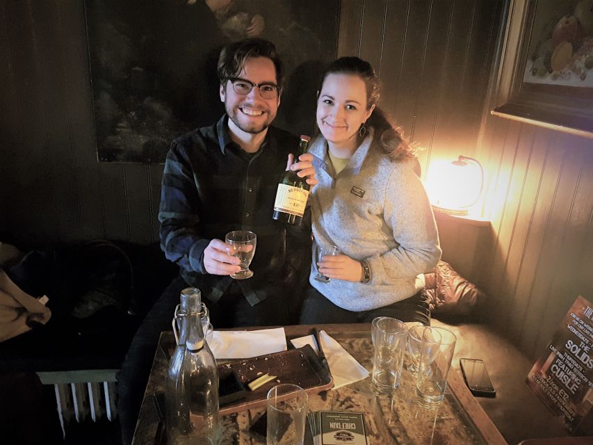 Dublin: 2-Hour Premium Whiskey and Food Tasting Tour - What You Actually Taste: 5 Irish Whiskies, Cheese, Soda Bread, and Chocolates