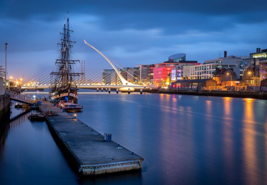 Dublin: Big Bus Panoramic Night Tour with Live Guide - Why this tour feels like good value for a flat $30
