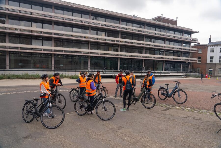 Dublin: Bike & E-Bike Tour with a Local Guide - Dublin Castle: The Classic Start That Sets the Tone