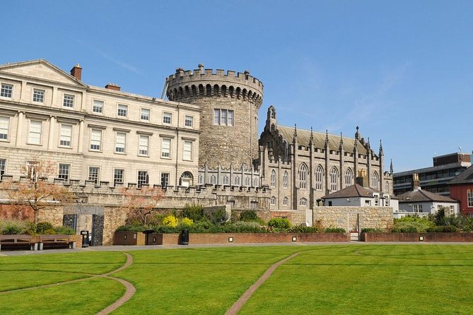 Dublin Book of Kells, Castle and Molly Malone Statue Guided Tour - Stop 3: Dublin Castle Exterior Walk and the Stories in the Stones