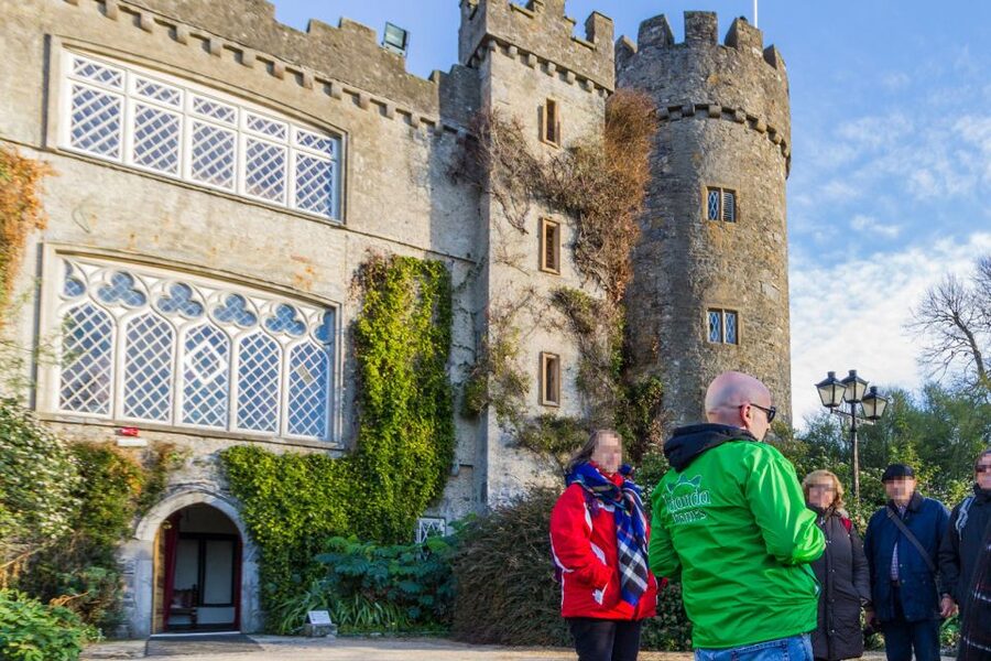 Dublin: Full-Day Howth and Malahide Castle Tour - Casino Marino Photo Stop: A Small Detour With Big Character