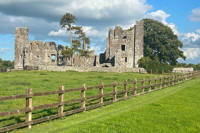 Dublin Full-Day Tour through Boyne Valley - Hill of Slane: Saint Patrick’s Paschal fire story, in 35 minutes