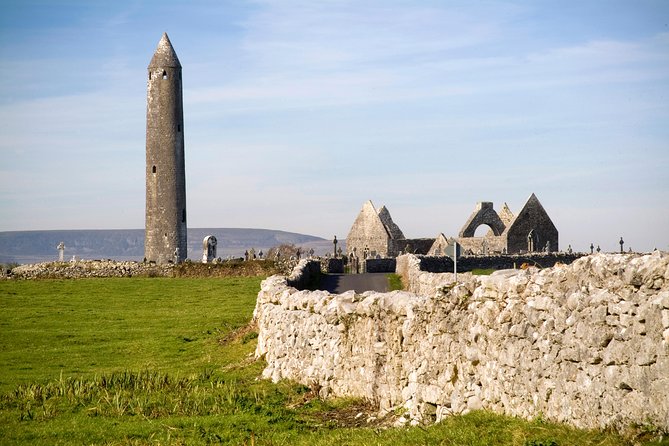Dublin: Glendalough, Wicklow, Kilkenny and Sheepdog demonstration - Kilkenny in about 2 hours: medieval streets, castle area, and free-roam time