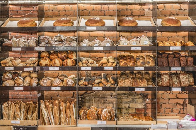 Dublin Historical Centre Food Tour with 8 Food Tastings & Drinks - Flaggy Shore oyster stop: coastal flavor at a quaint seafood venue