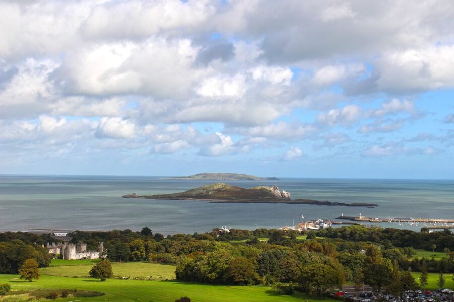 Dublin: Howth Coastal Hiking Tour - Ben of Howth summit: where the HG Wells comparison becomes real