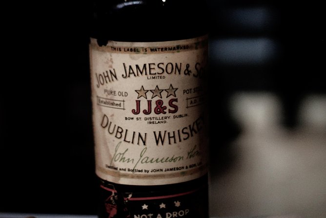 Dublin Jameson Distillery and Guinness Storehouse Guided Tour - The walk between venues: don’t treat it like transfer time