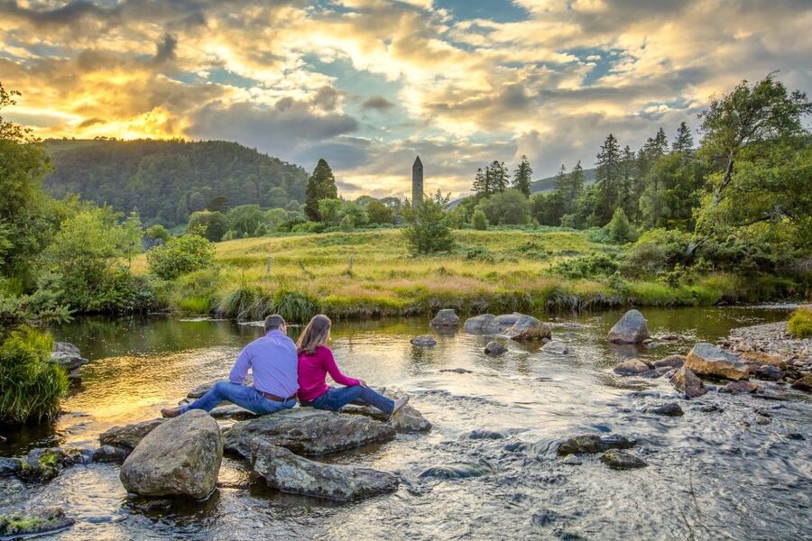 Dublin: Kilkenny, Wicklow & Glendalough Tour & Sheepdog Show - From Dublin to Glendalough: the day starts with variety