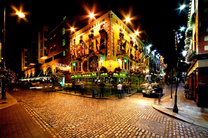 Dublin Live Guided Panoramic Open-Top Night Bus Tour - Who should book this and who might pass