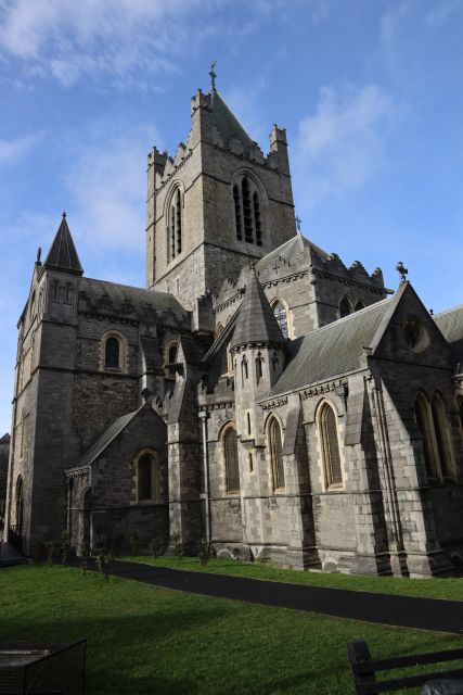 Dublin: Macabre History Walking Tour - Cuchulainn’s Death and the statue moment you shouldn’t rush past