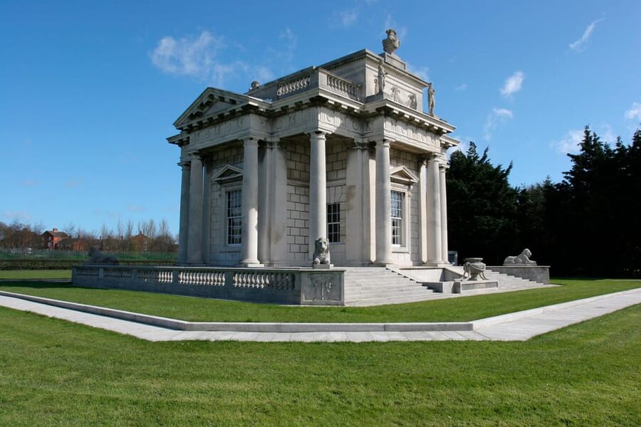 DUBLIN: Malahide castle and Howth MULTILINGUAL full day tour - Why Malahide and Howth feel like a proper Dublin day out