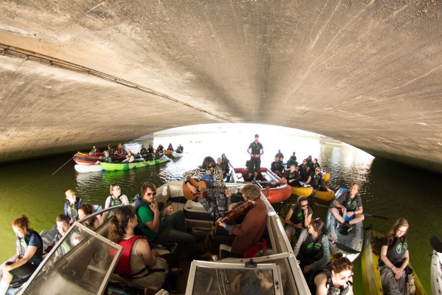Dublin: Music Under the Bridges Kayaking Tour - Timing, length, and that one possible letdown to plan for