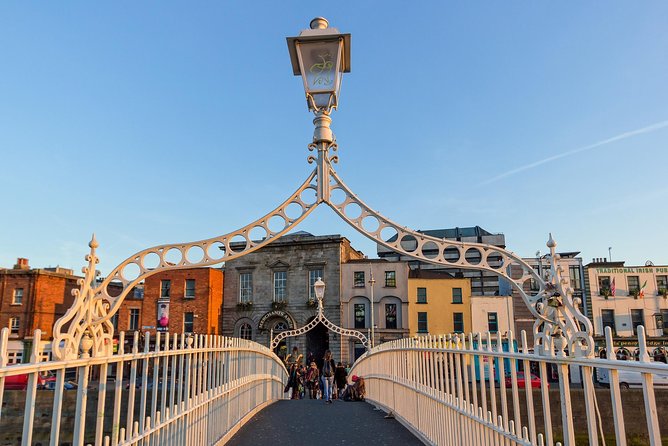 Dublin Private Custom Tour with a Local, Highlights & Hidden Gems - Stop 2: Trinity College and the Rhythm of Dublin’s Student Streets