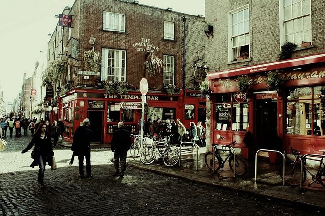 Dublin Self-Guided Murder Mystery Tour by Temple Bar - Start at Fox House by College Green, end at Parliament House