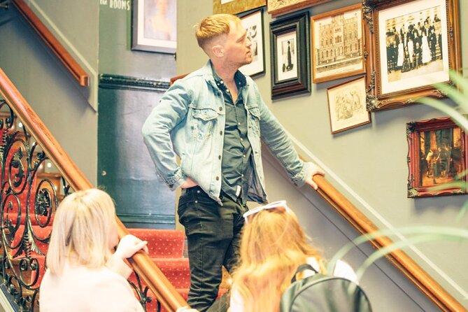 Dublin Storytelling Pub Tour - 3 stops, drinks & local snacks - The 3-hour flow that keeps you from getting tired