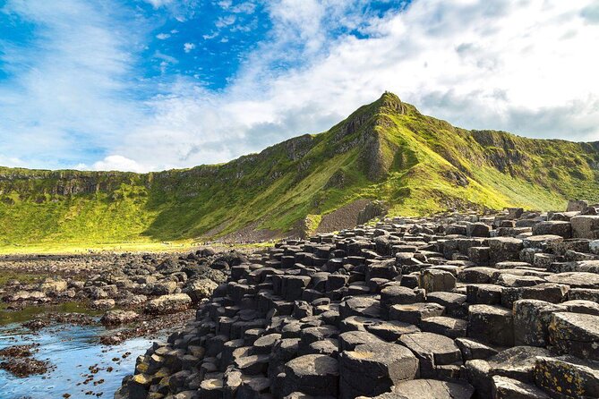 Dublin to Belfast Black Cab, Dunluce Castle and Giant's Causeway - Key things to know before you go