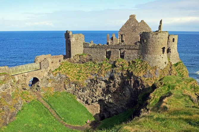 Dublin to Belfast Black Cab, Dunluce Castle and Giant's Causeway - Price and value: is about $96.74 really fair?
