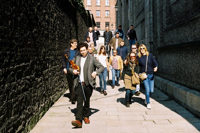 Dublin Traditional Irish Music Walking Tour with Live Performance - Smock Alley Theatre 1662: Dublin’s Oldest Stage Gets a Musical Frame