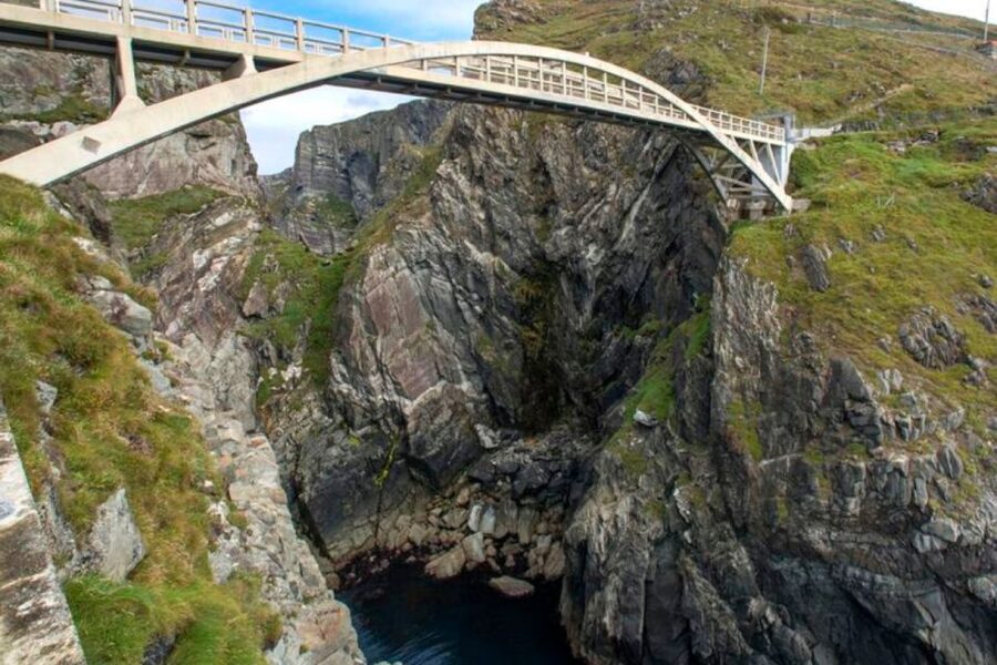 From Cork: Guided Full-Day West Cork to Mizen Head Tour - Cork to Mizen Head: Why This West Cork Loop Works