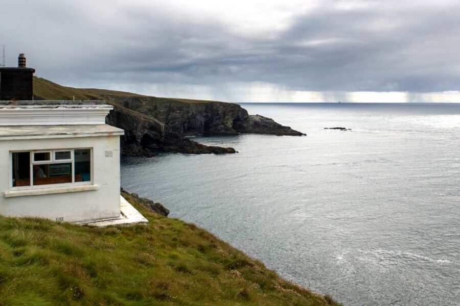 From Cork: Guided Full-Day West Cork to Mizen Head Tour - Bantry Break: Market Town Walking, Shopping Time, and a Tea and Scone Moment