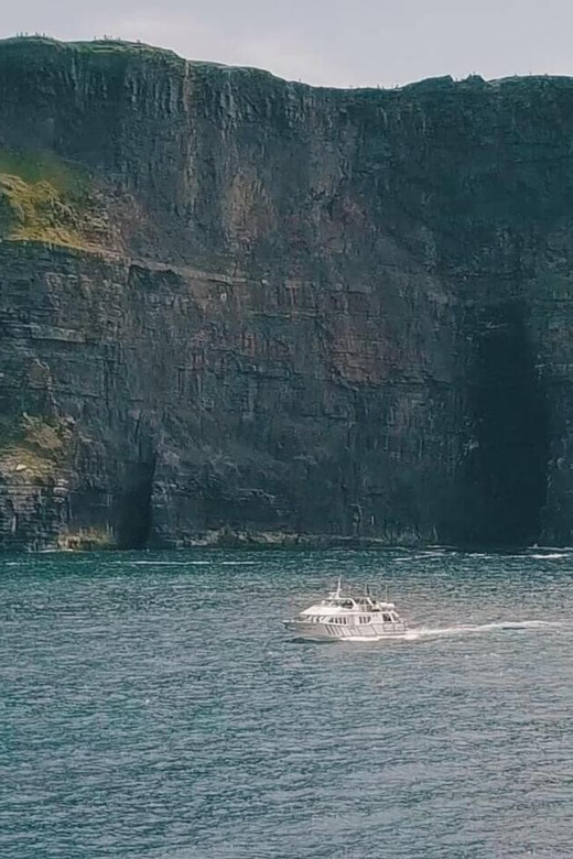 From Dublin: Galway + Cliffs of Moher Boat Cruise in Spanish - Doolin: why that short village stop is still worth it