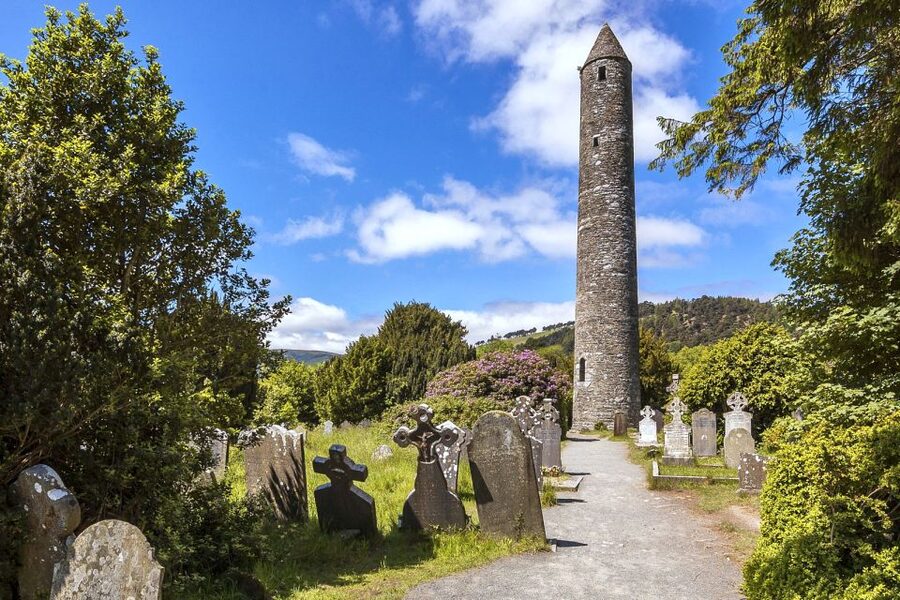 From Dublin: Wicklow Mountains, Glendalough & Kilkenny Tour - From Dublin to three big hits in one day