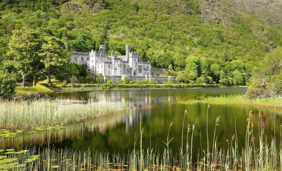 From Galway: Castles of Connemara Full-Day Tour - Quiet Man Bridge, Connemara Giant, and the Inagh Valley Route