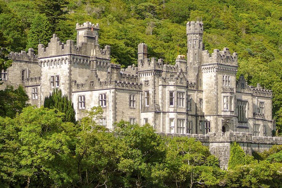 From Galway: Connemara & Kylemore Abbey Full-Day Guided Tour - From Galway to Connemara, This Day Trip Actually Feels Like Two Places