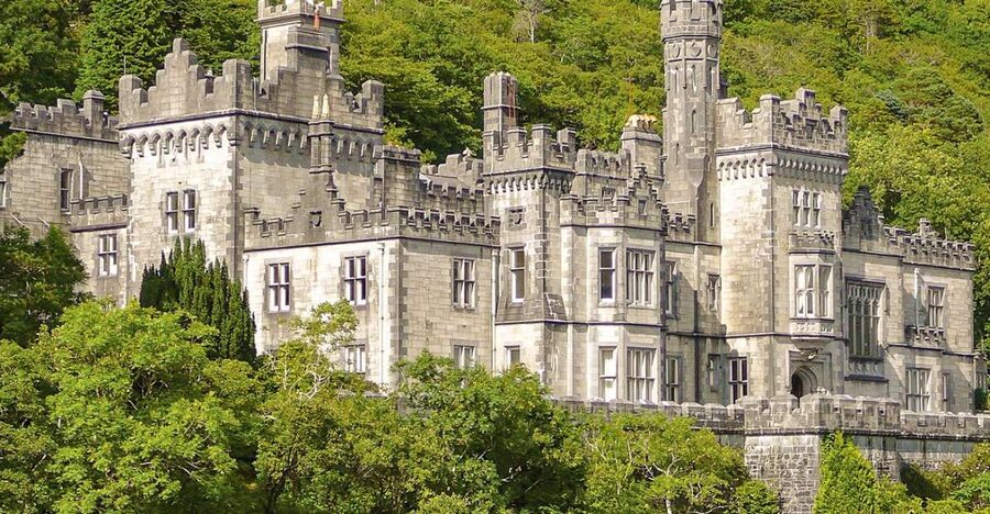 From Galway: Connemara & Kylemore Abbey Full-Day Guided Tour - Connemara National Park Pass-By: More Scenery, Less Time Pressure