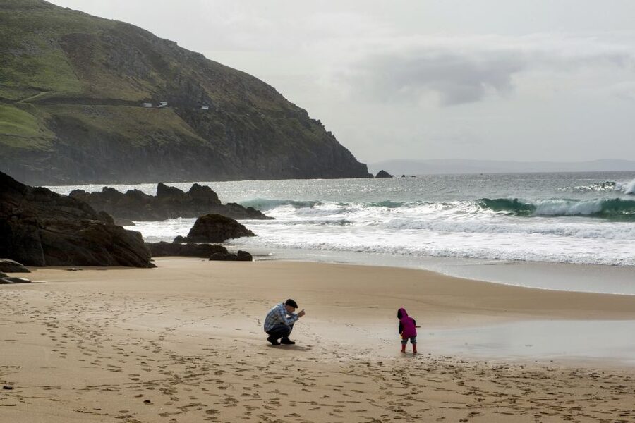 From Killarney: Day Trip to Dingle - From Killarney Pickup to the Road to Inch Beach