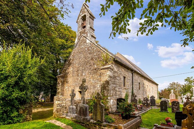 Guided eBike Tour - Killaloe and the Lough Derg Shore - Start at Killaloe Hotel and Spa, then return to the same place