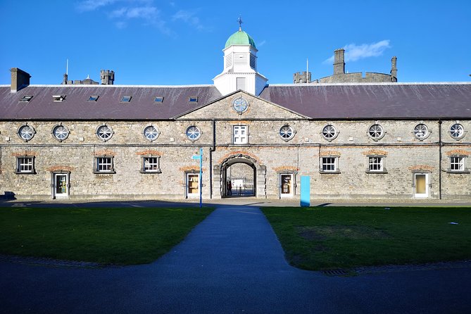 Guided tour of Kilkenny in French with an Irish guide - A French guided medieval walk that actually feels personal